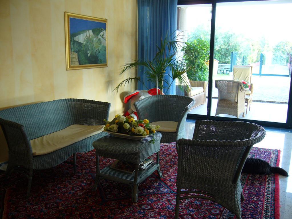 Residence Spiaggia D'Oro Desenzano del Garda Eksteriør bilde