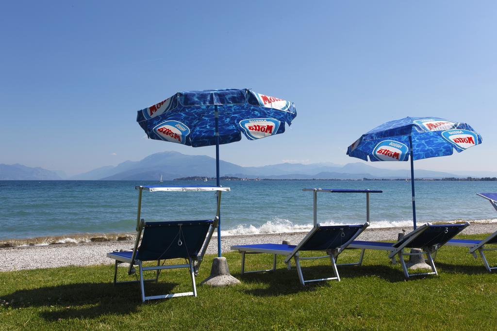 Residence Spiaggia D'Oro Desenzano del Garda Eksteriør bilde